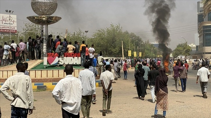 ABD, Sudan'daki vuruş girişimine aksülamel yerine 700 milyon dolarlık katkısı askıya aldı