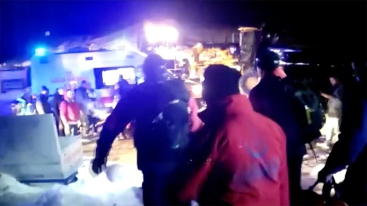 Antalya'da kar ve sis zımnında yaylada çevrili küsurat 30 insan kurtarıldı