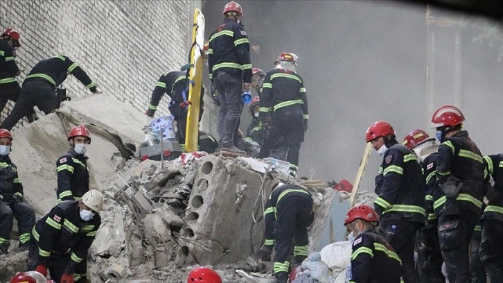 Gürcistan'da çöken 7 bükülmüş yapının enkazında 5 bireyin ölmüş bedenine ulaşıldı