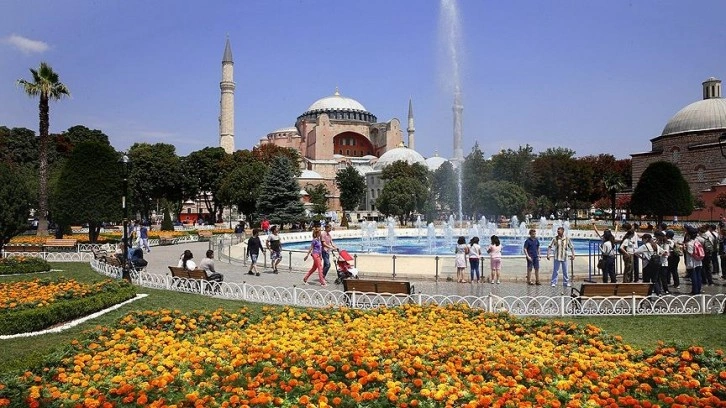 Rus turistlerin İstanbul'da dinlence talebi artıyor