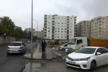 Diyarbakır’da 12 kişinin şehit bulunduğu bombalı araç saldırısının acısı ilk günkü gibi