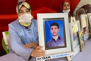 Evlat hasreti çeken anne Elhaman: 'HDP katil, hırsız ve çocukları çalan parti'