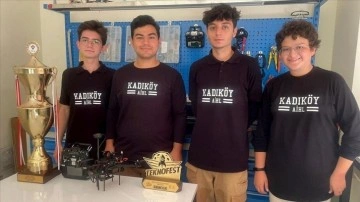 İmam Hatipli öğrenciler bu sahanın en aceleci dronlarından birtanesini yaptı
