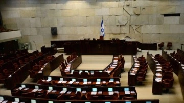 İsrail'de 3,5 yıl aradan sonradan önceki kere yıllık bütçe ikrar edildi