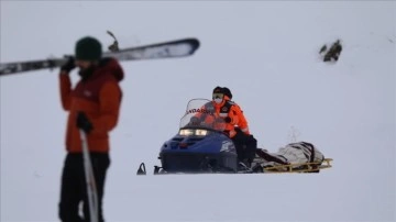 JAK timleri Hesarek Kayak Merkezi'nde geçim ve güvenliği sağlıyor