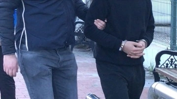 Konya'da birisi kırmızı bültenle aranan DEAŞ üyesi bulunduğu öne sürülen 3 zanlı yakalandı