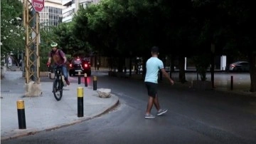 Lübnan'daki yakıt krizi dolayısıyla el muvasala uzlaştırıcı kendisine bisikleti yeğleme bedel oldu