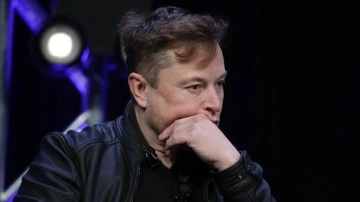 Tesla'nın başı Elon Musk'ın Twitter paylaşımları zımnında dertte